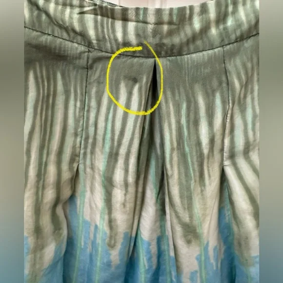 Bandolino Silk Green and Blue A-Line Pleated Skirt - Picture 5 of 11